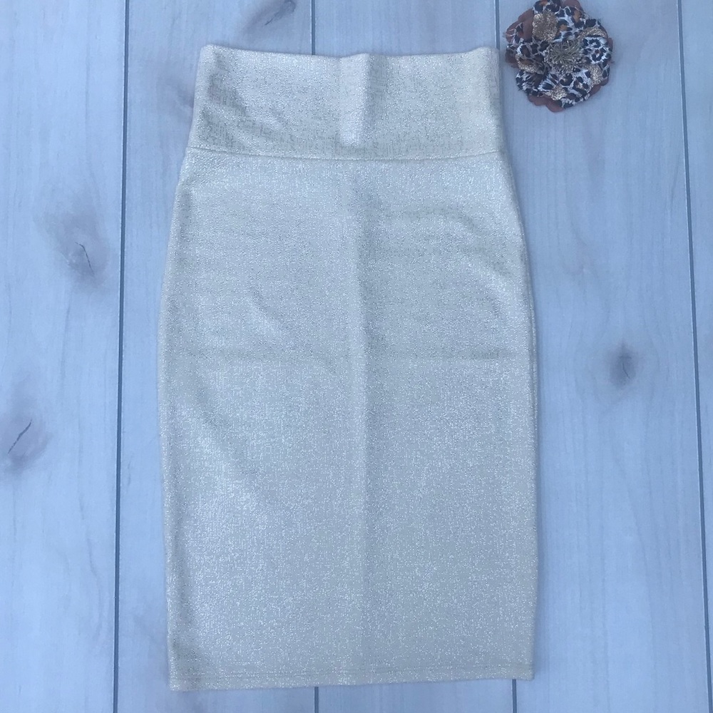 FINAL 💰 Cream Sparkly Pencil Skirt NWOT Size S